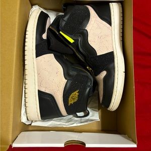 Air Jordan 1 High Zip